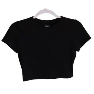 Wild Fable Black Cropped T-Shirt, Size Medium
